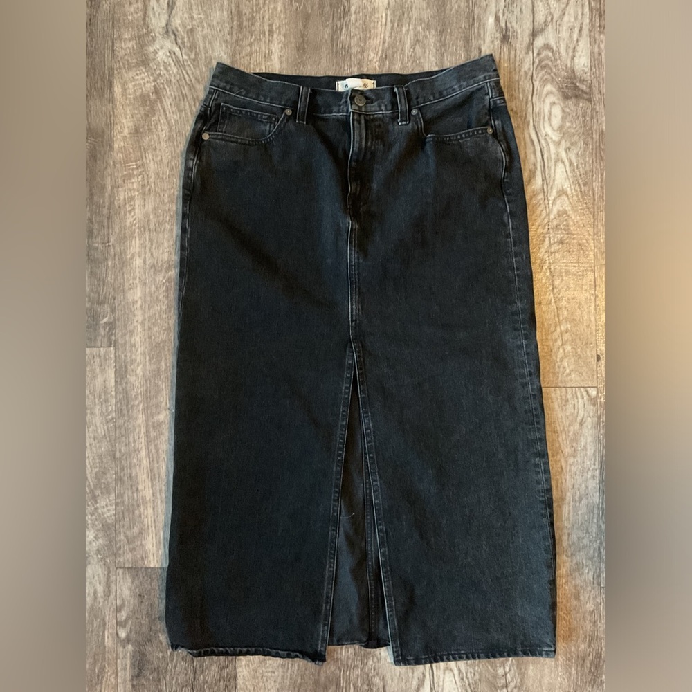 Madewell Womens Size 29 Denim Mid-Rise Maxi Skirt in Lunar Wash Black - Picture 2 of 5